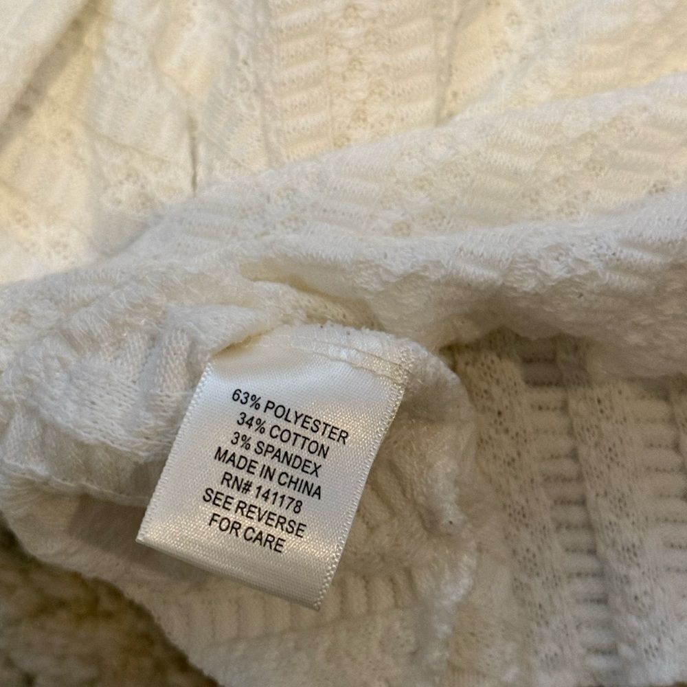 White Textured Knit Top - Picture 7 of 7